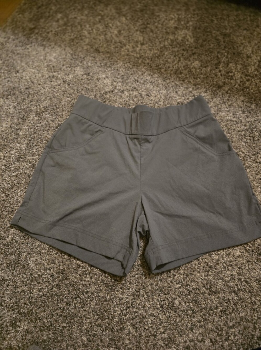 Columbia Women's Gray Outdoor Shorts MEDIUM